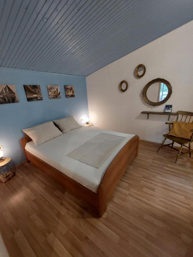 Apartment Tonci Rab Town Exterior foto